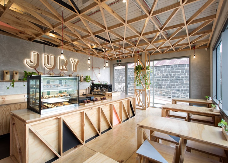 Thiết kế kiến trúc quán cafe đầy màu sắc