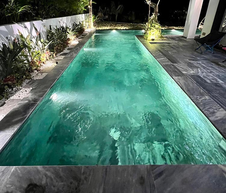 Thiết kế nhà có bể bơi